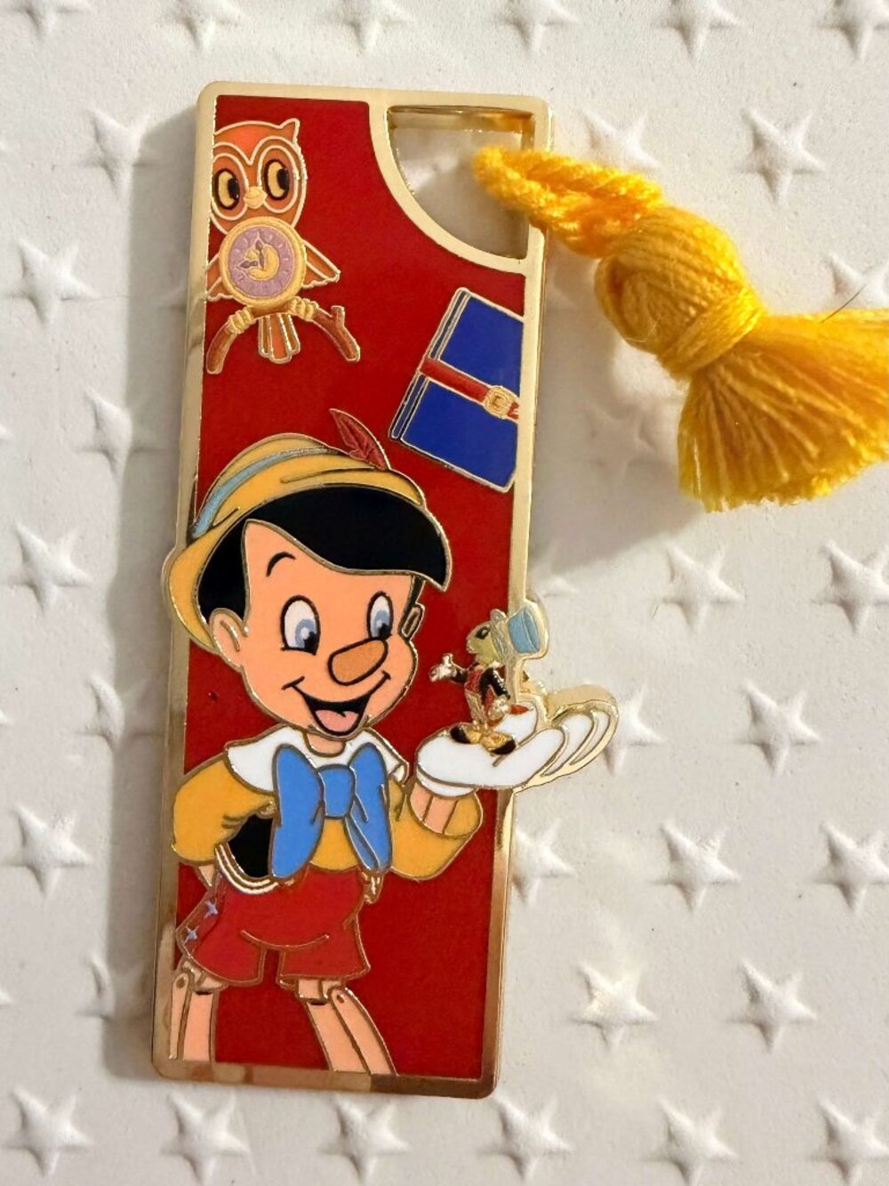 Pinocchio - Disney Classics Bookmark Mystery BoxLunch Pin Tassel Jiminy Cricket